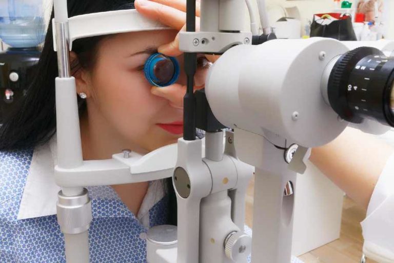 eye-doctor-near-me-locator